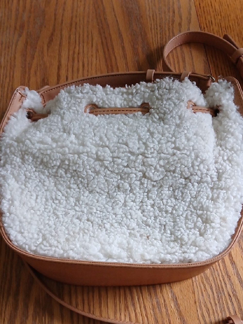 Zara Faux Fur Crossbody Bucket Bag - Picture 5 of 8
